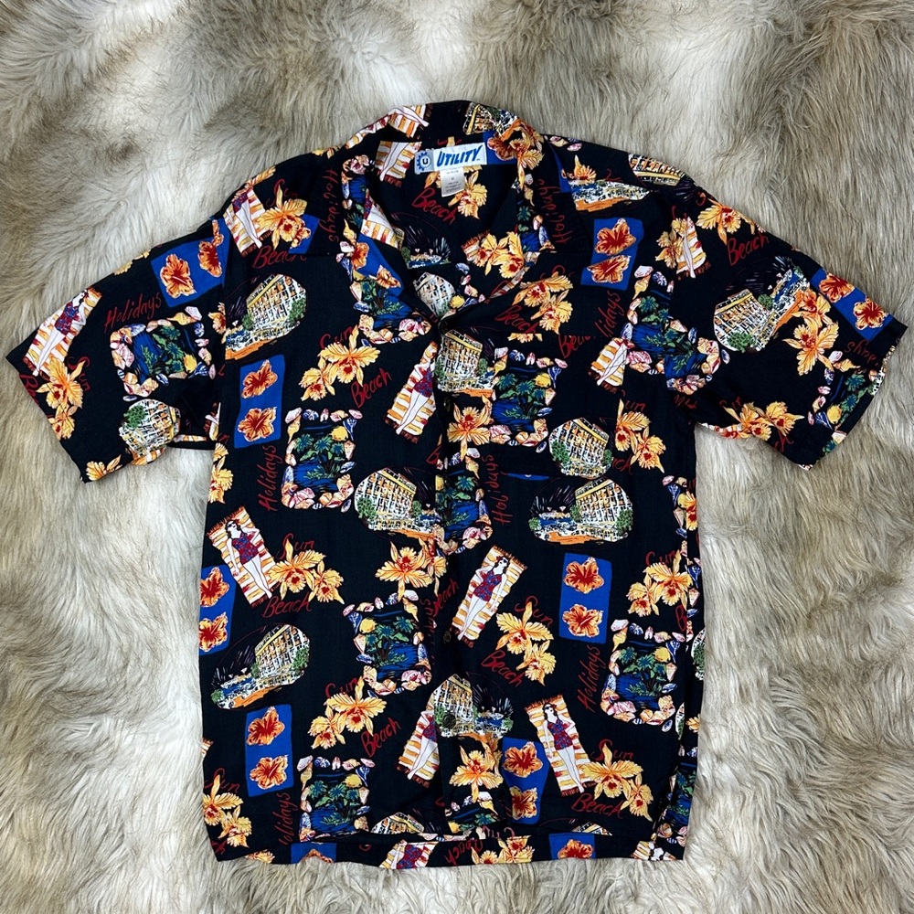 Utility Black Tropical Floral Button-Up Shirt Men’s Medium